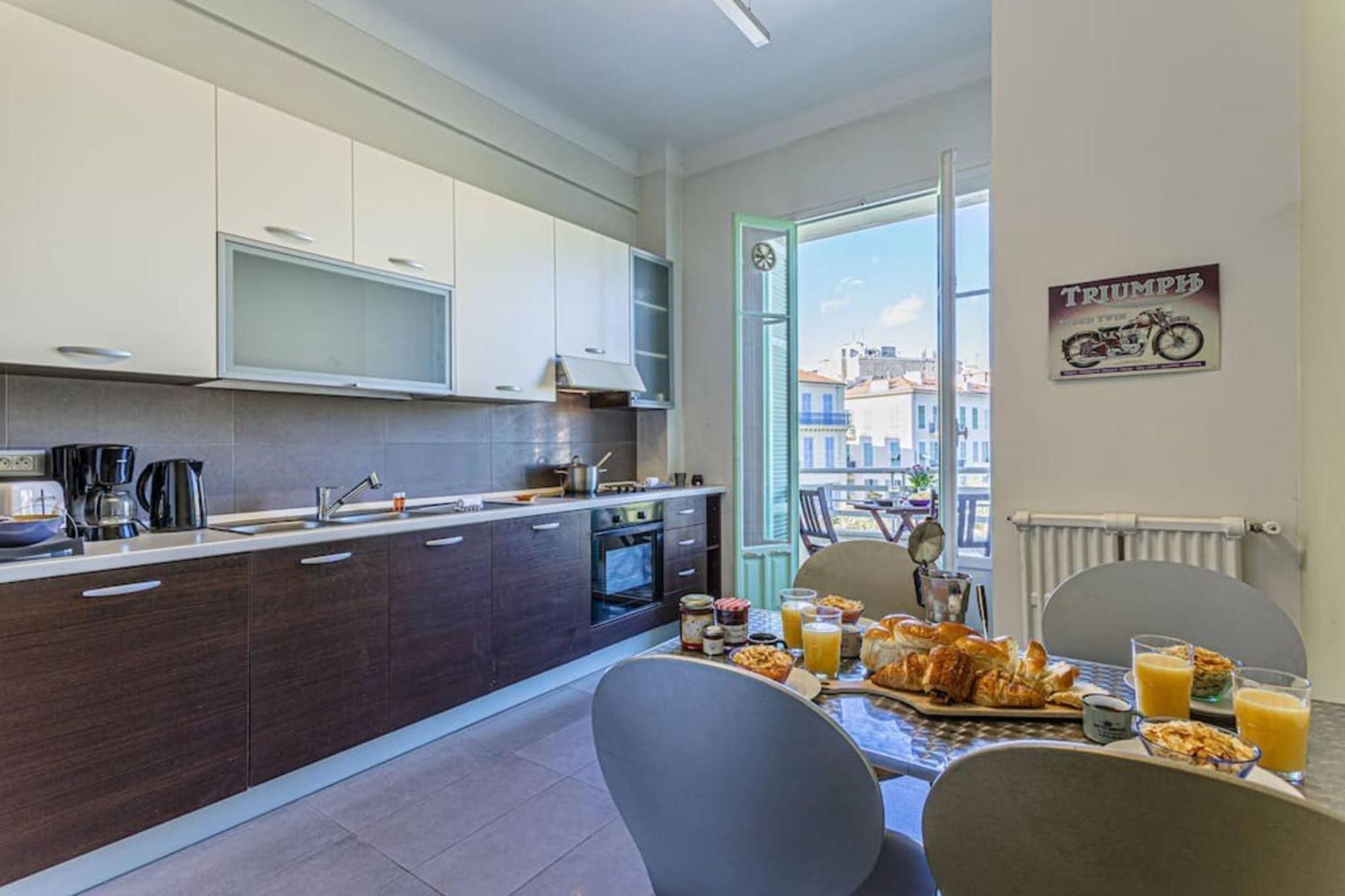 Victor Hugo - Beautiful Apartment - View Over Garden Apartment *