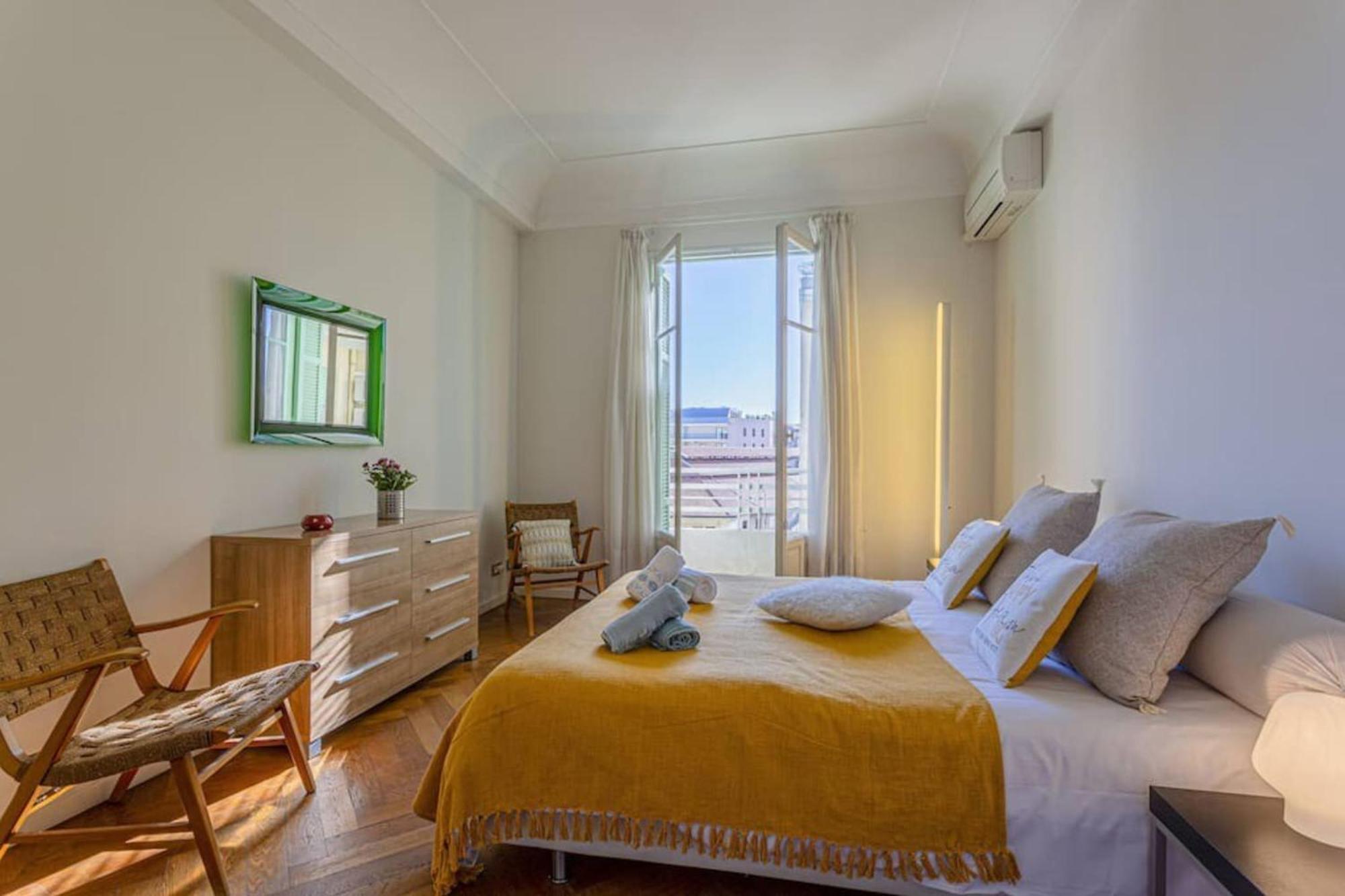 Apartment Victor Hugo - Beautiful Apartment - View Over Garden *
